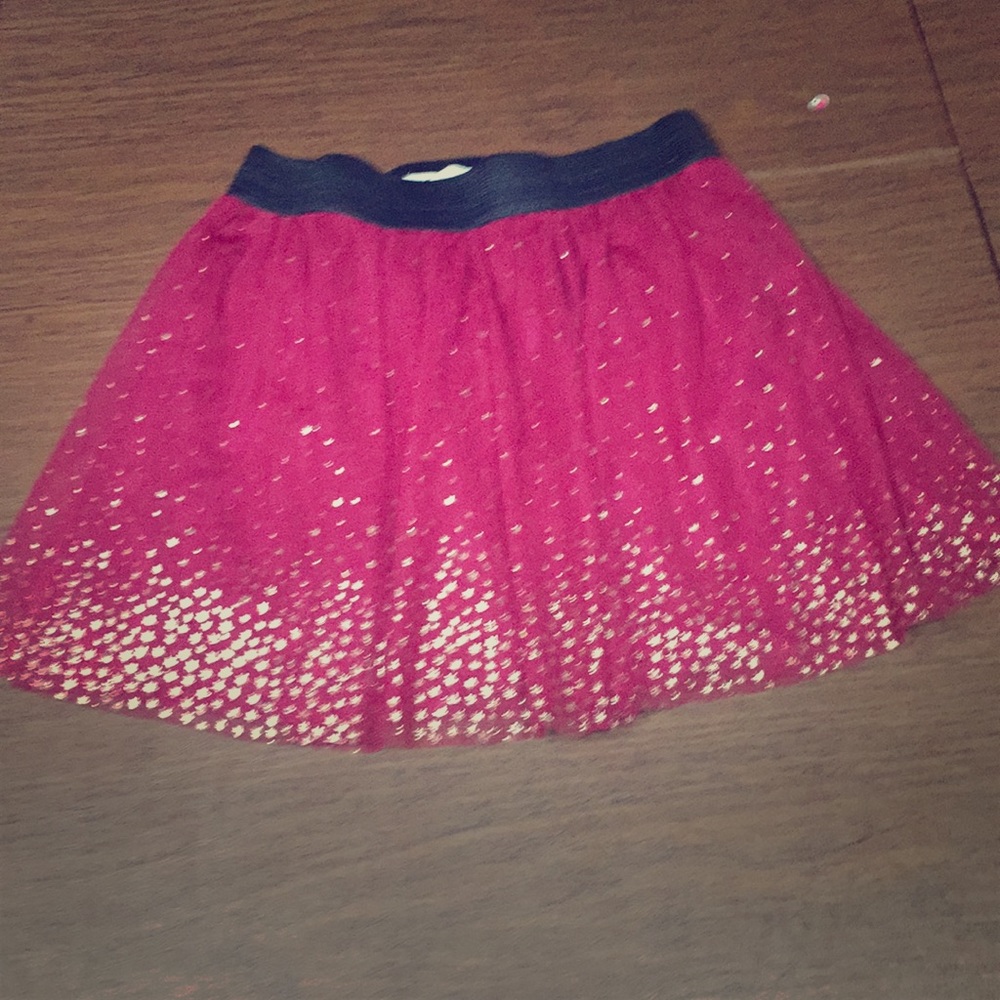 🐣 ERIC THREADS 6X Maroon with Gold Glitter Skirt